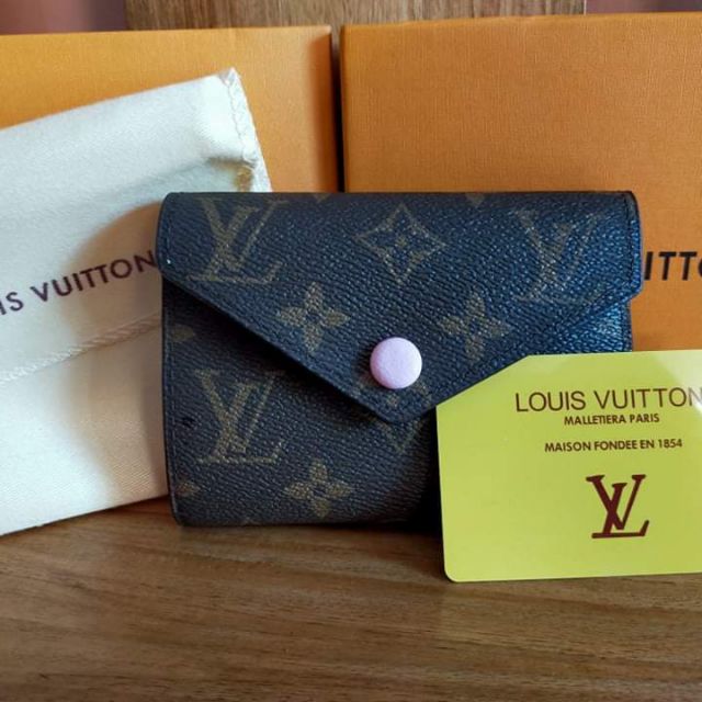 Louis Vuitton Half Wallet Premium