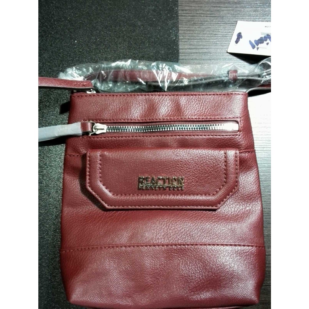 Kenneth cole reaction small purse hot sale