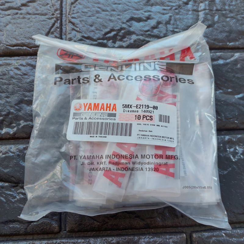 Yamaha Genuine Valve Seal Mio sporty, mio 125, Nmax/Aerox (Per piece