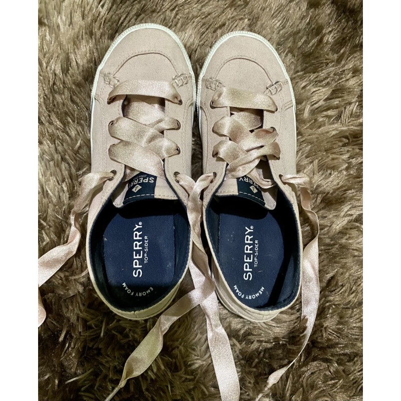 Sperry satin hot sale lace sneaker