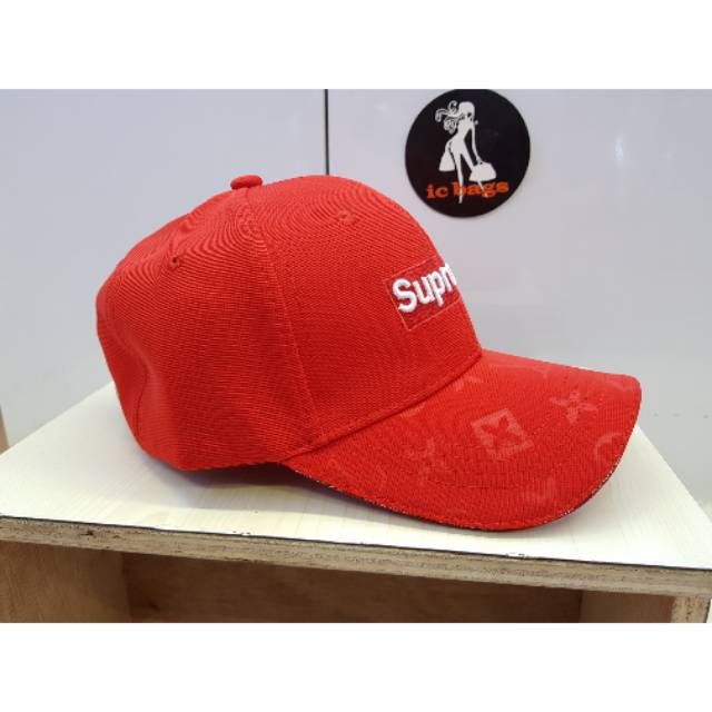 Lv supreme hat red hotsell