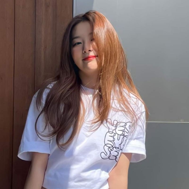 RED VELVET SeulGi][SNSfashion] YESEYESEE Y.E.S C-Logo Tee White