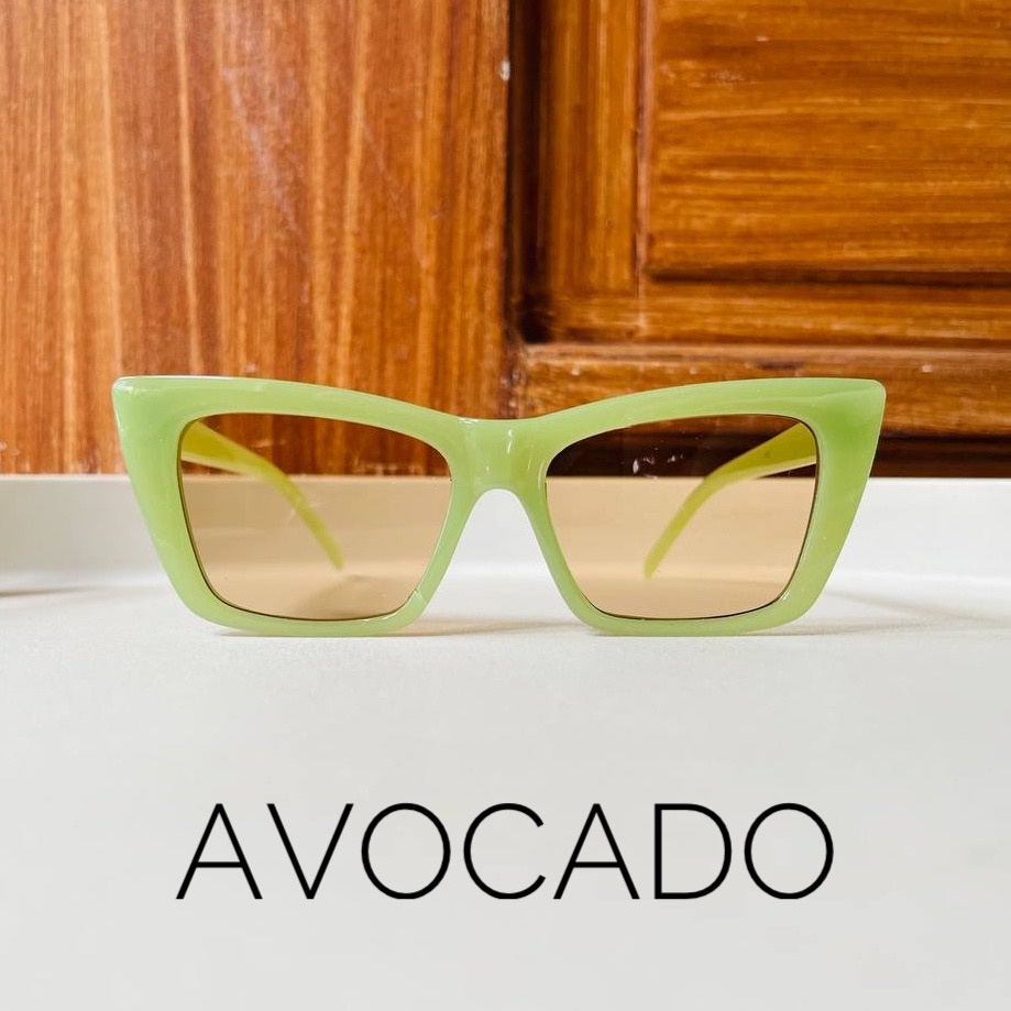 [FAST SHIPPING] Heart Evangelista Sunglasses Sunglass Cats Eye Eyewear