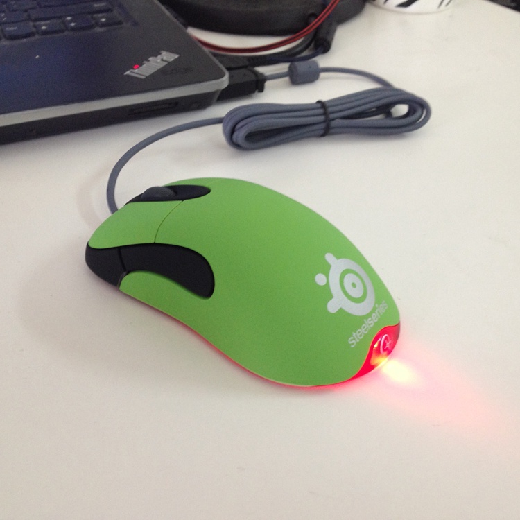 IO1.1 IE3.0 genuine CF through FireWire dedicated gaming mouse wired