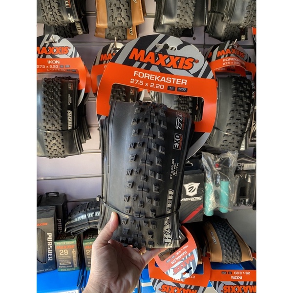 Maxxis forekaster 27.5 x 2.20 hot sale