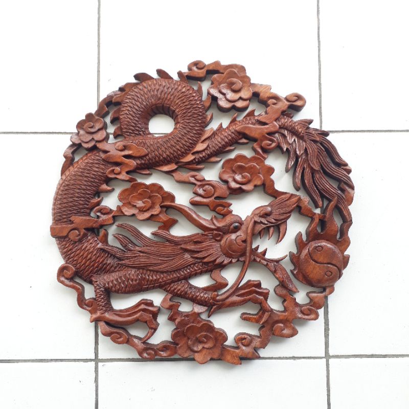 KAYU Balinese Wood Carving Wall Display Dragon motif diameter 40cm Wall