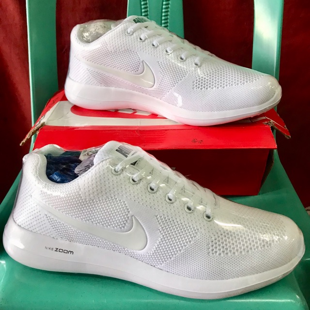 Nike zoom triple white for men Shopee Philippines