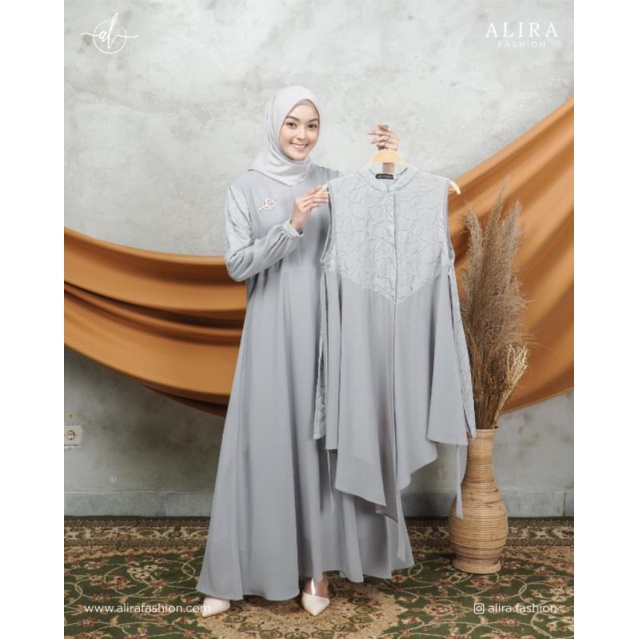 Naura Dress