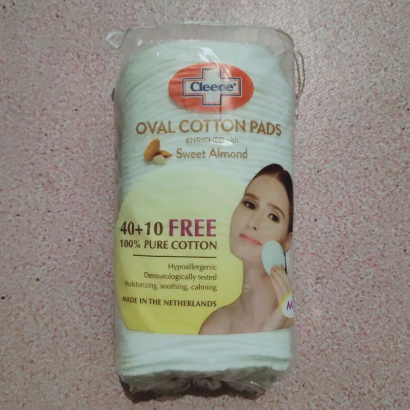 Cleene Maxi Oval Cotton Pads 40+10 Free 100 Pure Cotton (Classic/Sweet
