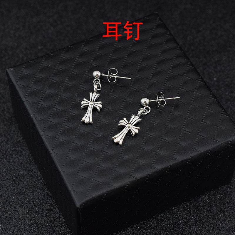 Men chrome discount hearts earring