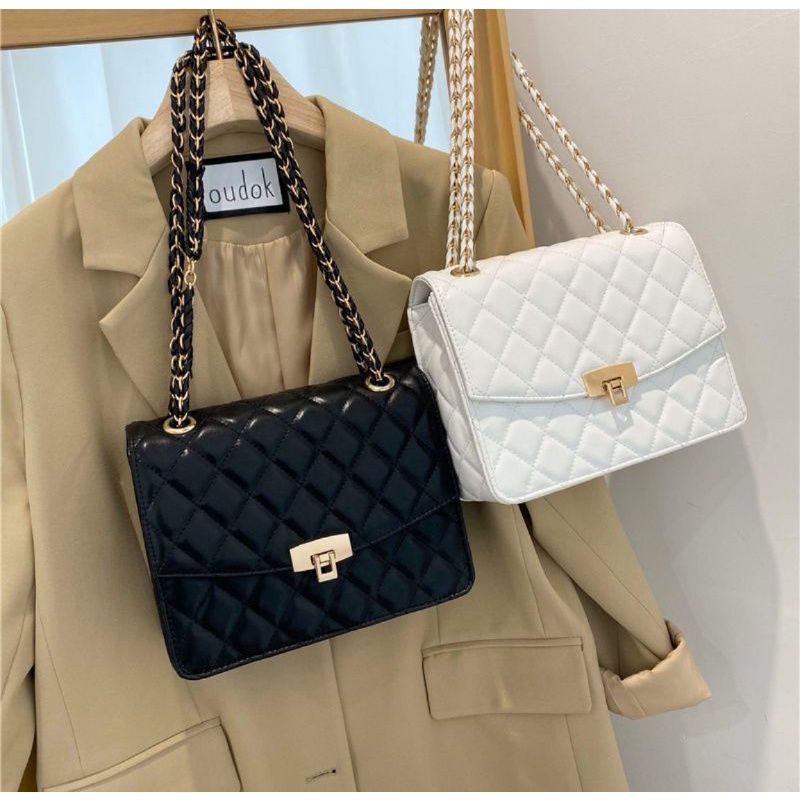 YQY 2191 fashion creative Korean women s bag trend women s single sling bag crossbody bag chain bag Shopee Philippines