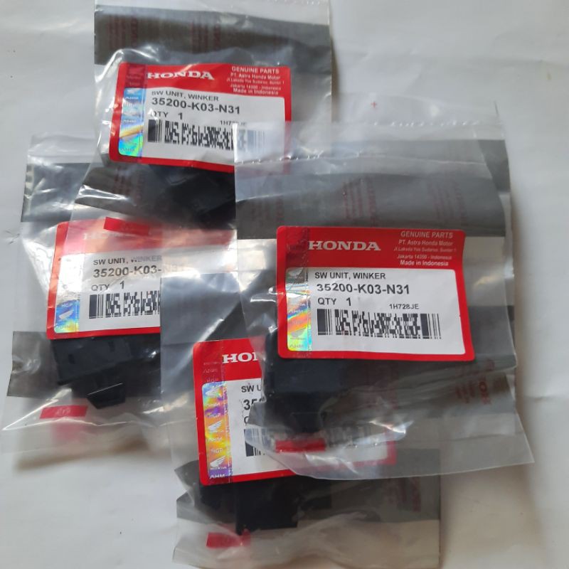 GENUINE Turn signal / winker switch CLICK 125i v1, 150i (v1 only ...