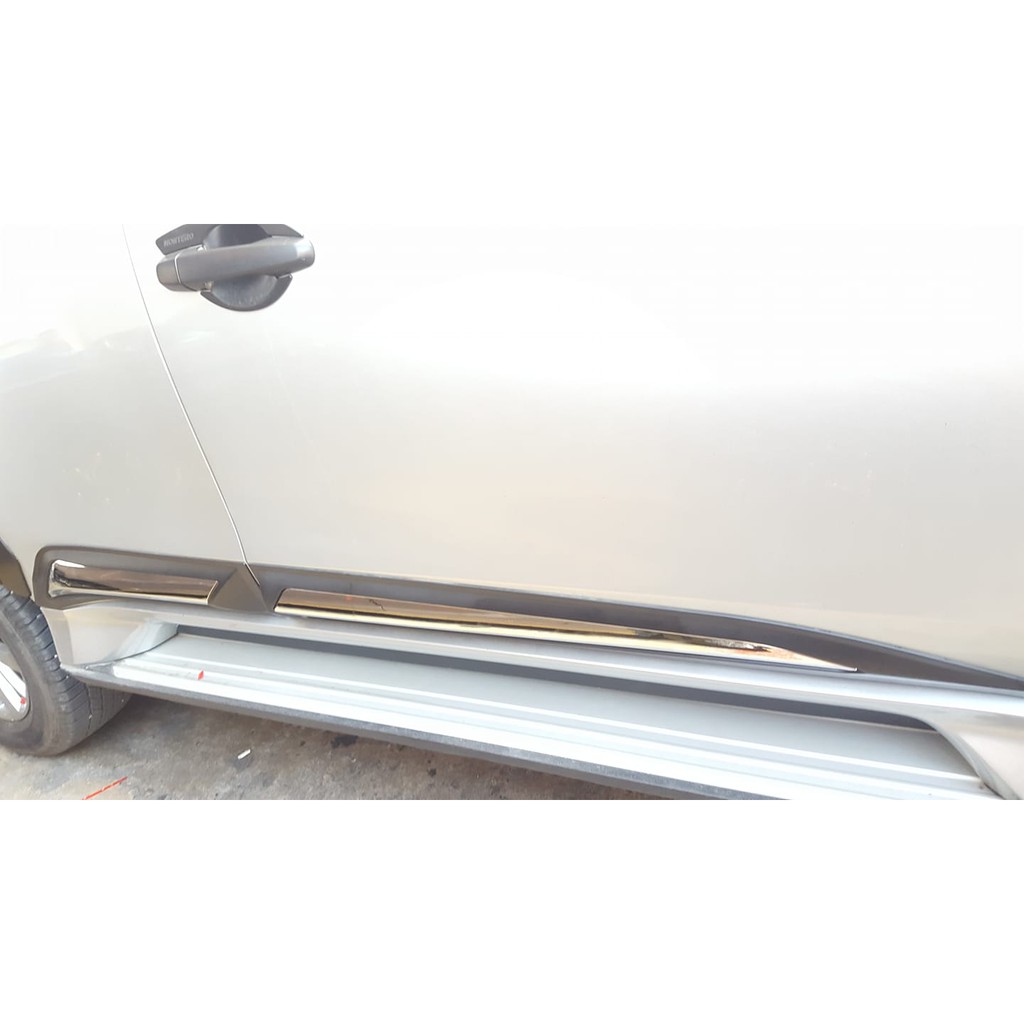Mitsubishi Montero 2016-18 Chrome-Black Body Cladding Side Moulding ...