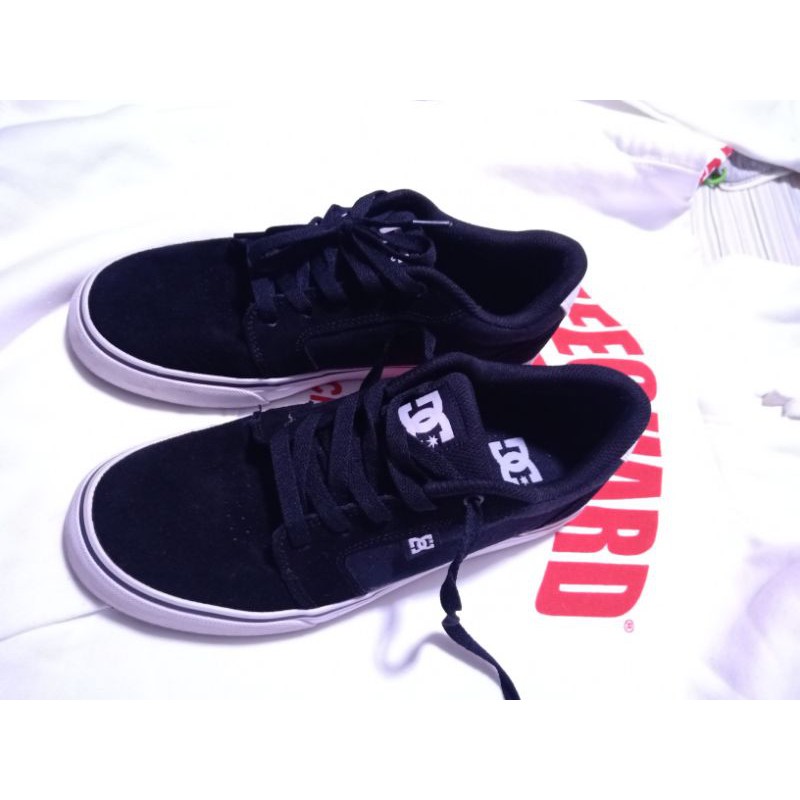 Authentic DC Skate Shoes dcshoes us size 8 Shopee Philippines