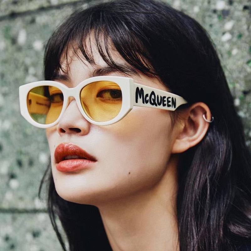 2022 New Fashion Cat Eye Sunglasses Women Small Frame Sun Galsses