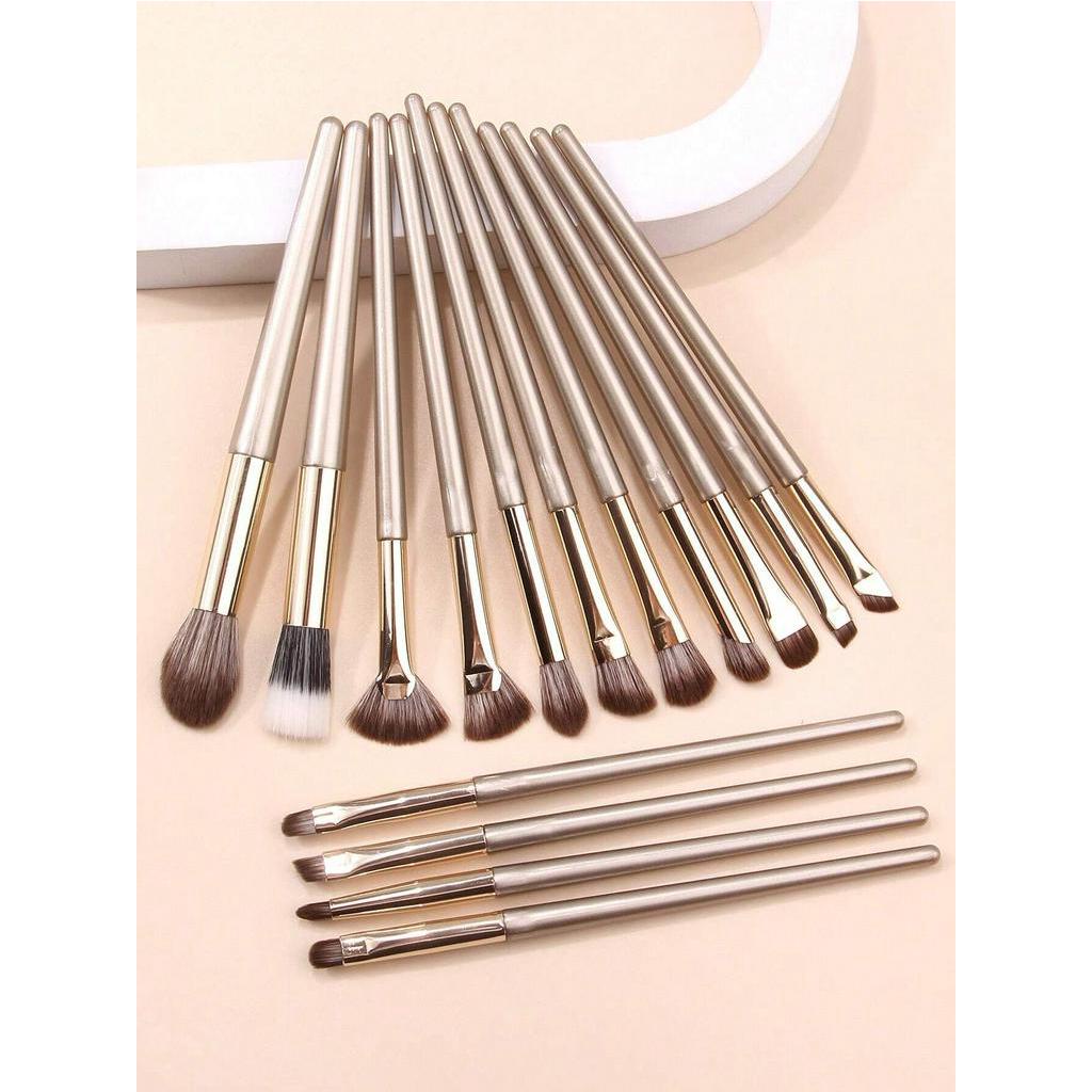 15pcs Eyeshadow Brush Set Including Angled Eyeliner Brush, Nose Shadow