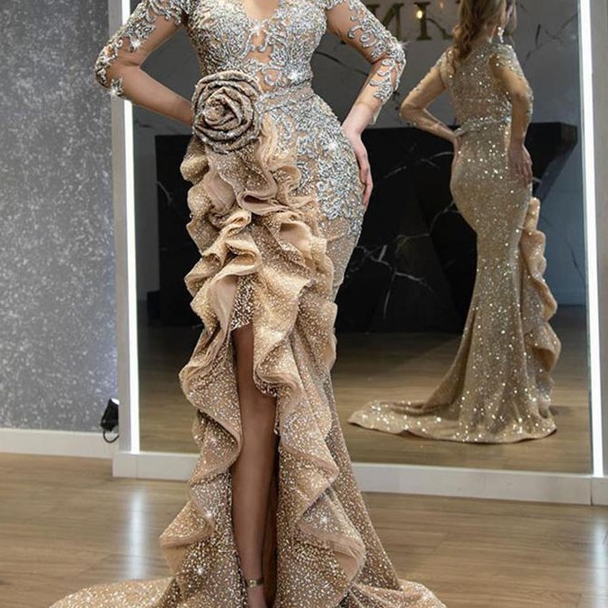 Long gold gown best sale