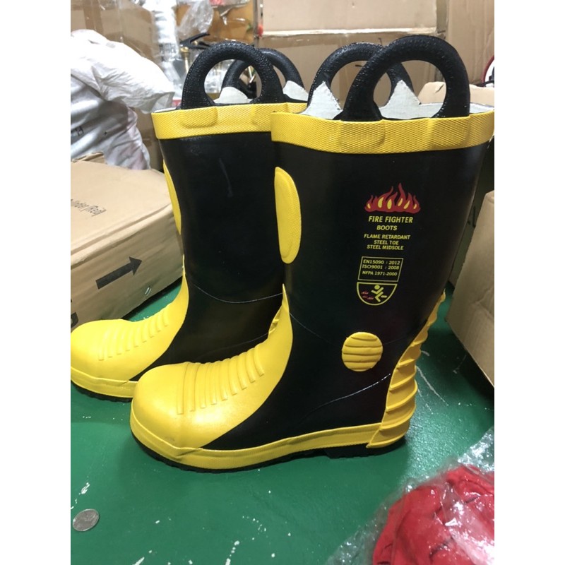 Fireman hot sale rubber boots