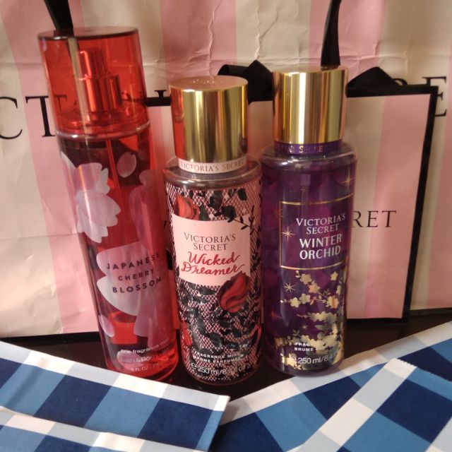 FREE SHIPPING Bundle Victoria Secret Japanese Cherry Blossom mist