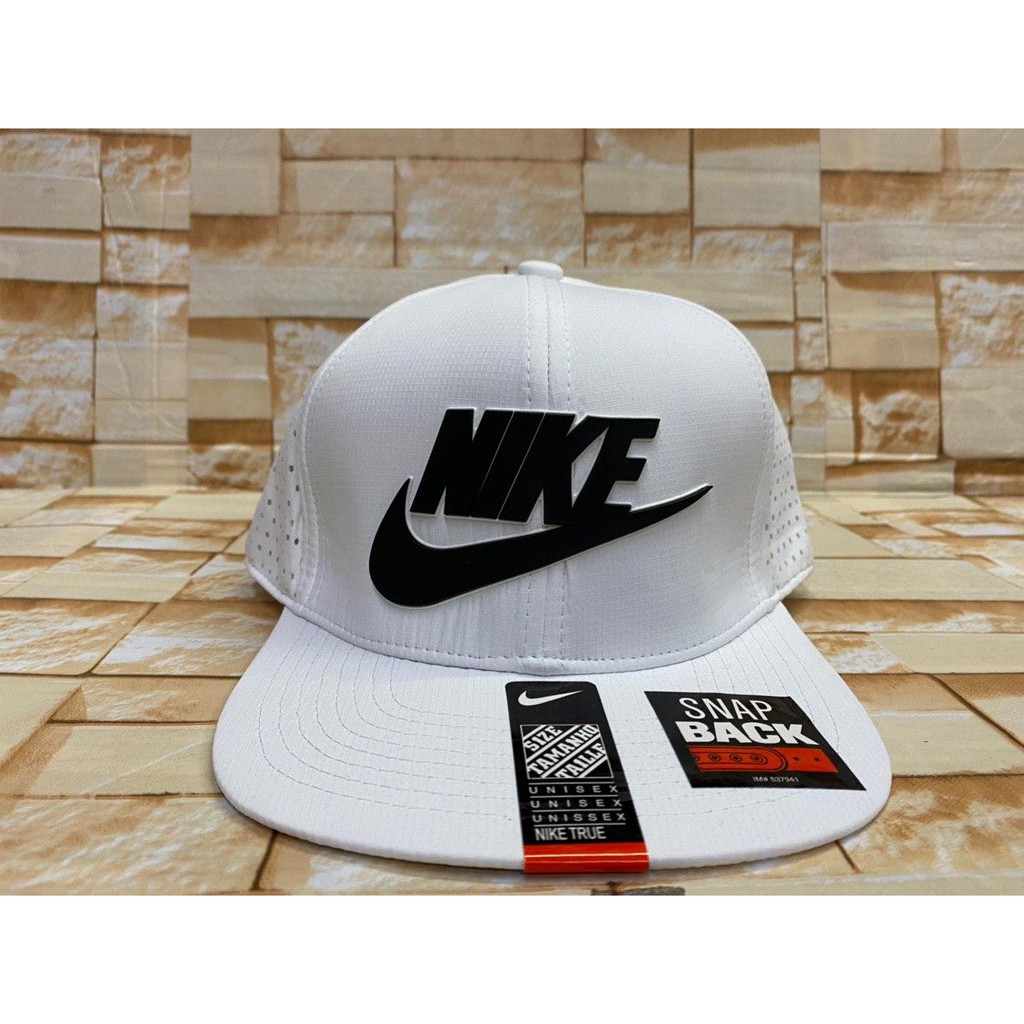 White nike snapback store hat