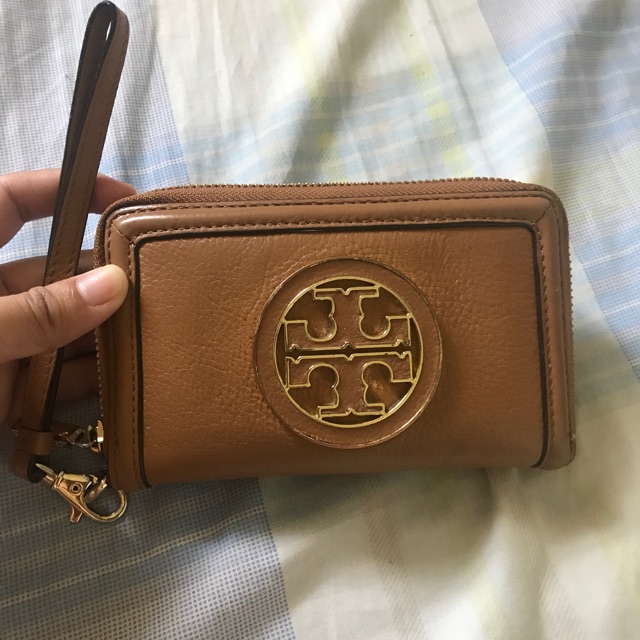 Tory burch wallet price 2025 philippines