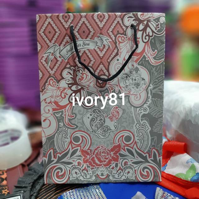 Paperbag R7 Batik Thick Dozens / Paper Bags 20 X 25 / Batik Paper Bags ...