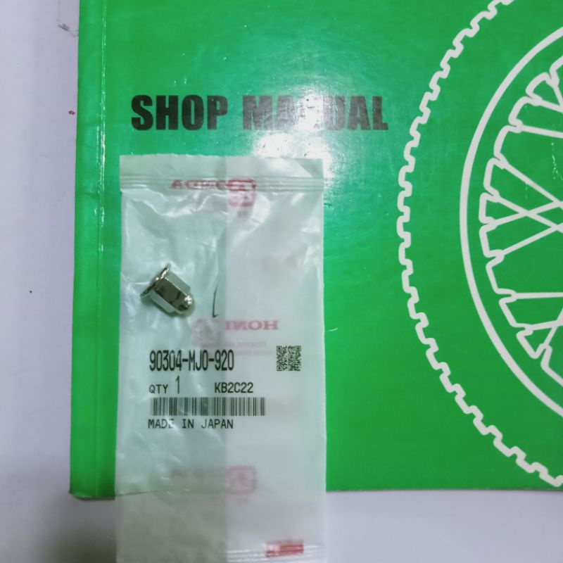  7Nut Cap Exhaust bolt.,7mm., Honda Genuine., Honda Click 125/150.,V1