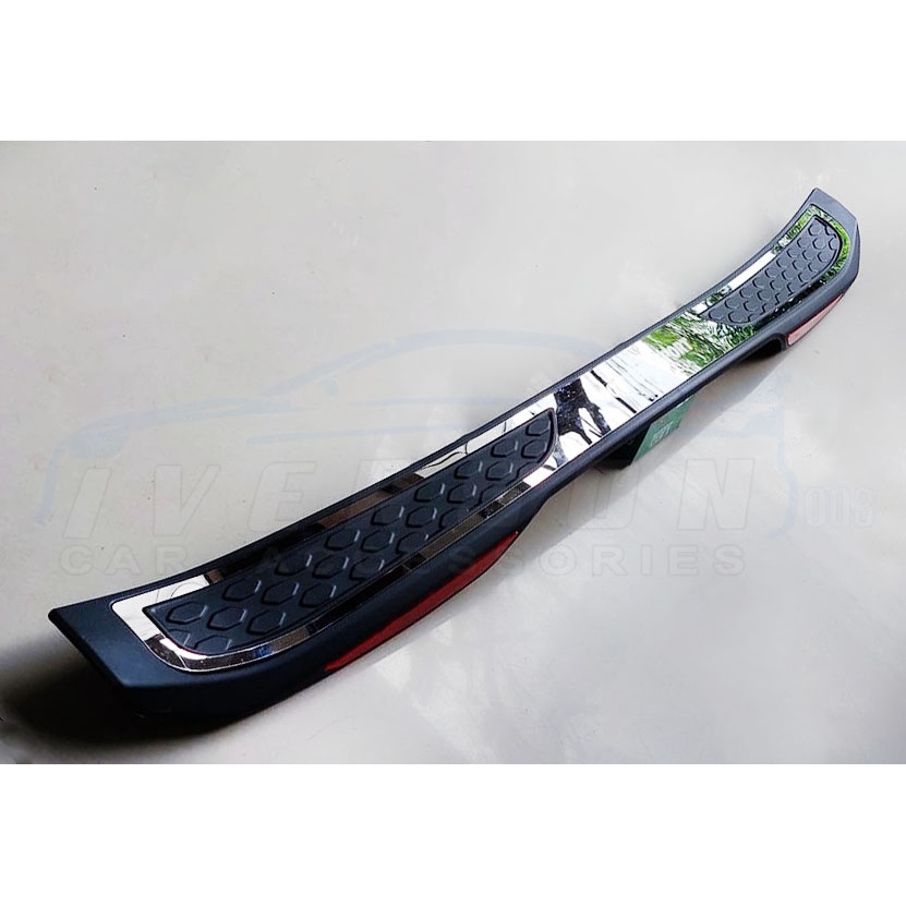 Mitsubishi Montero 2020 to 2021 Rear Step Sill Bumper Guard With