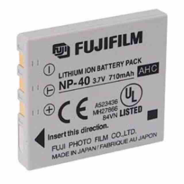 Fujifilm NP-40 NP40 Battery BC40 Charger FinePix F402 F460 F470 F480 ...