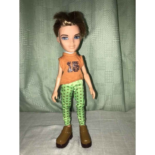 Bratz male sales