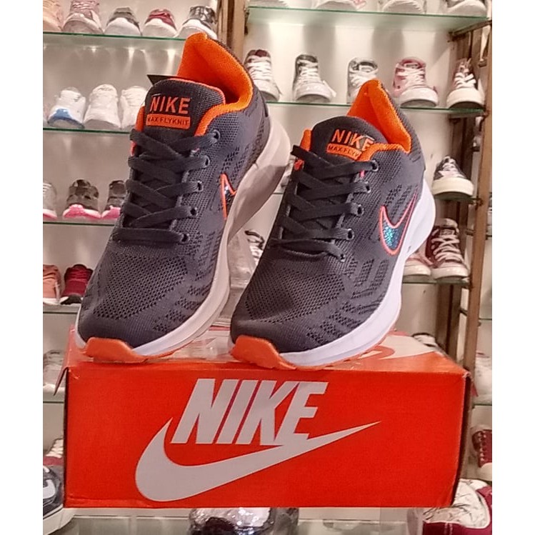 Nike zoom sale grey and orange