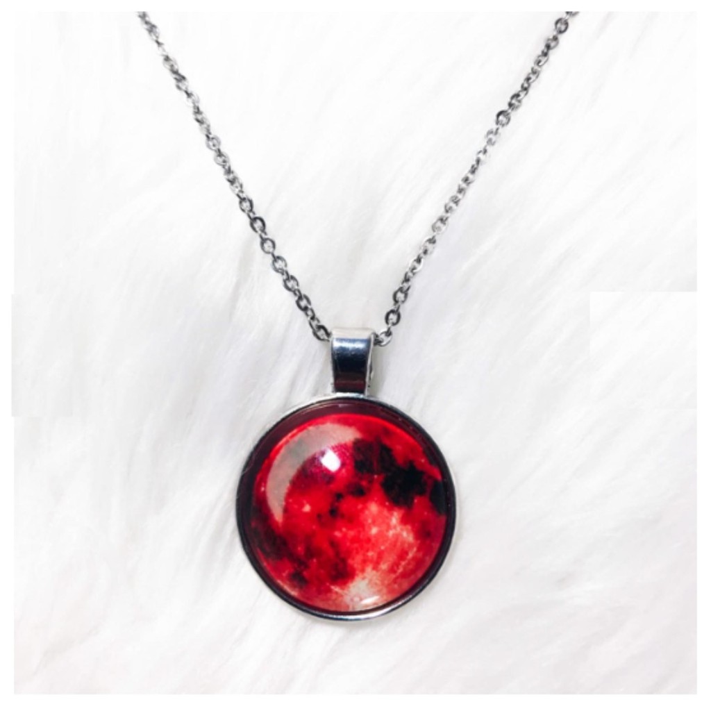 Blood moon store necklace