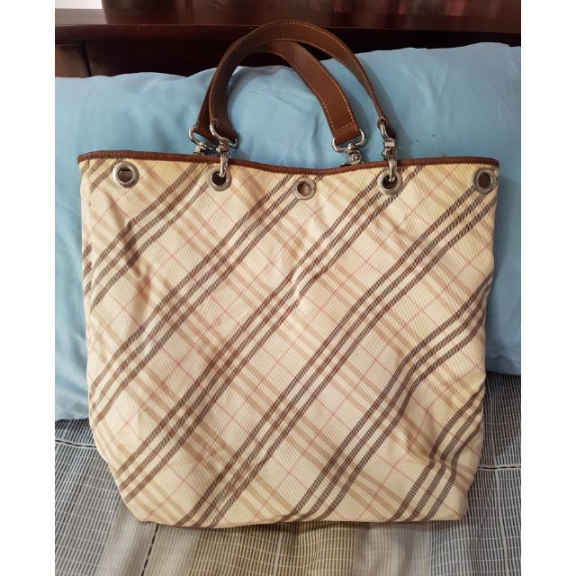 Burberry of london 2024 blue label bag