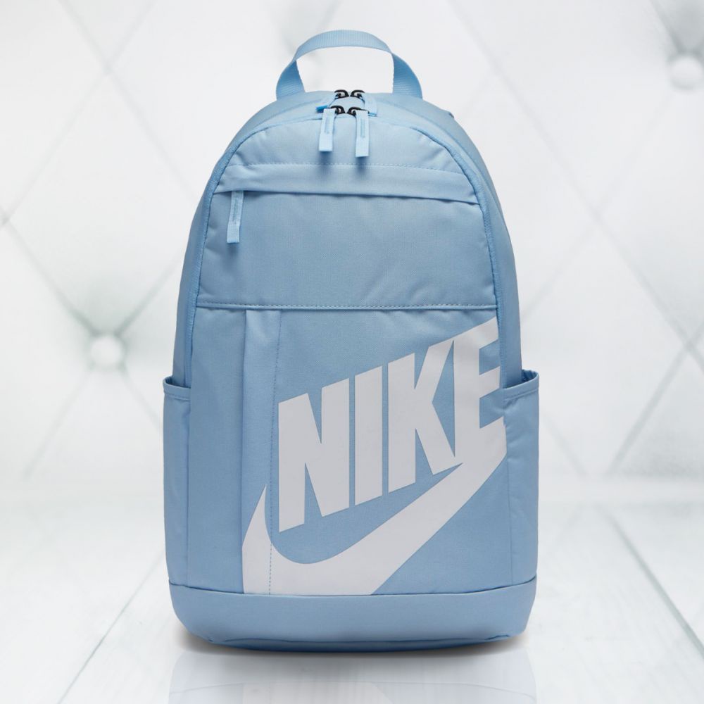 Nike elemental outlet 2.0 backpack size