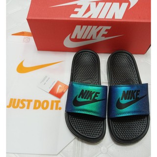 Nike store slides holographic