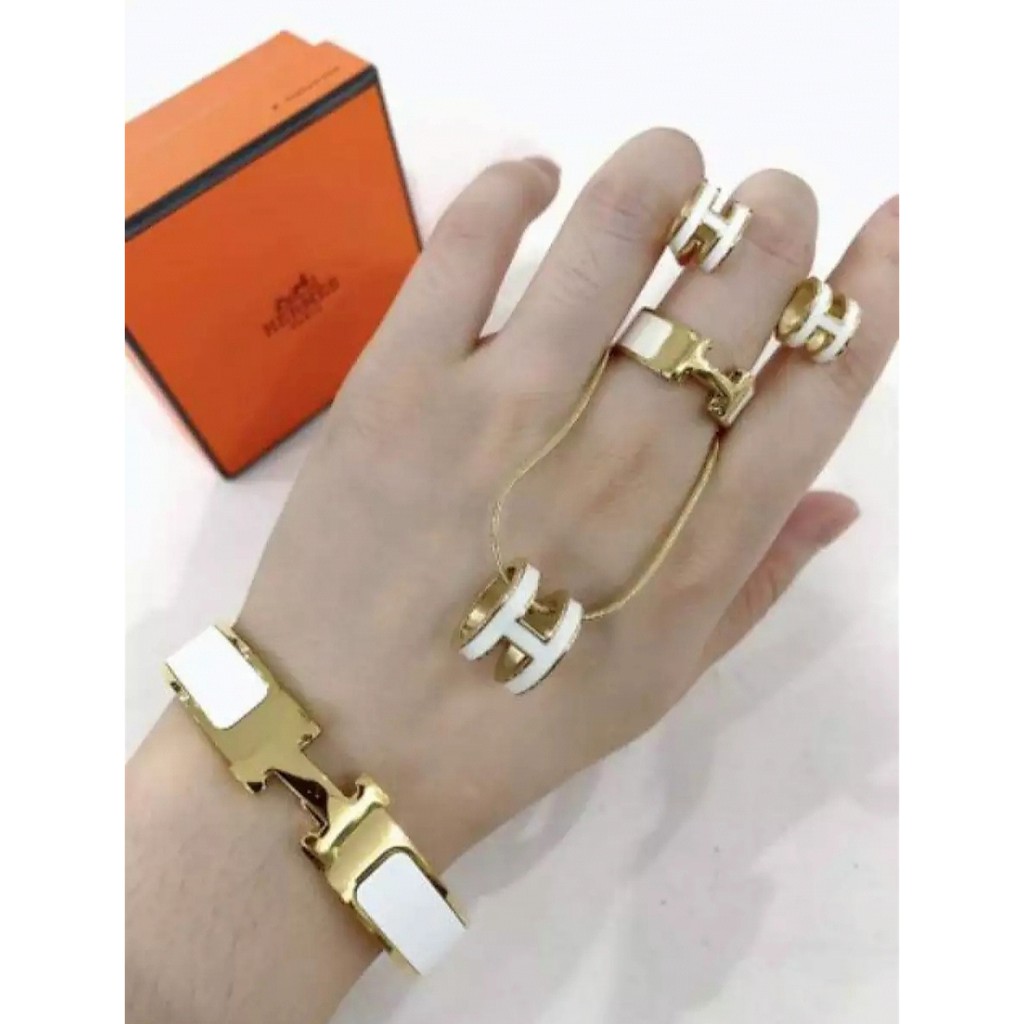 Hermes jewelry sales