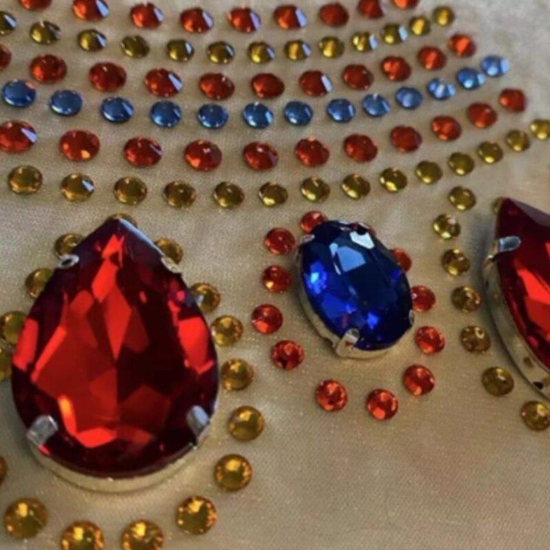Yichuan Drop Shape Glass Rhinestones With Claw White K Metal Base ...
