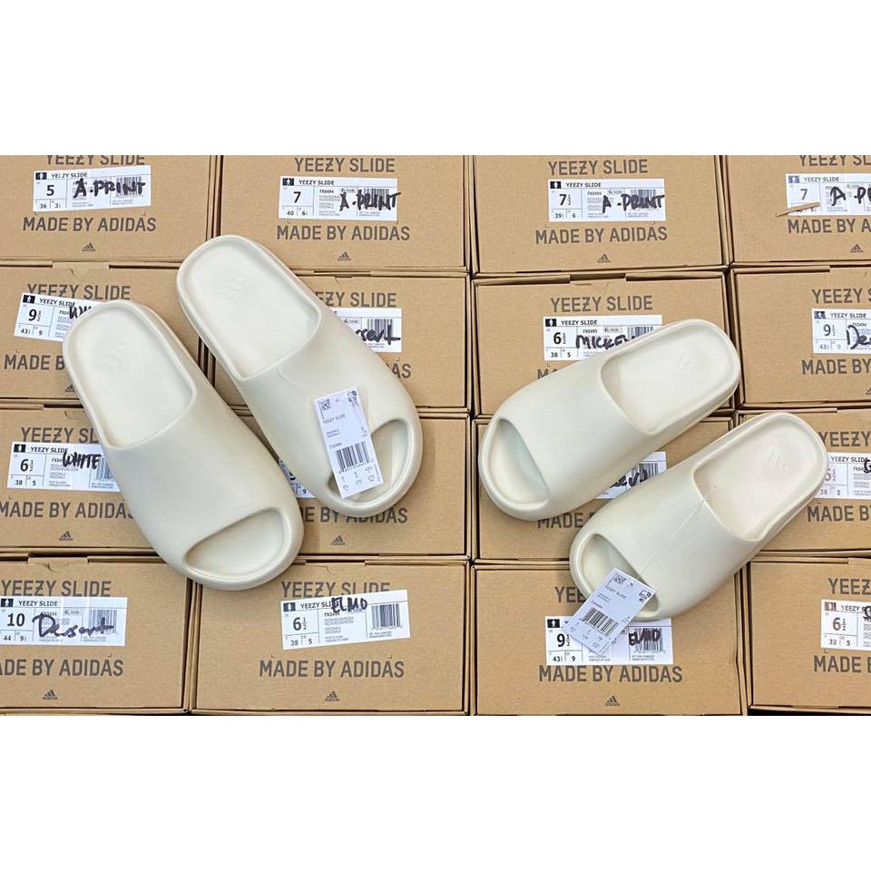 Authentic Quality Yeezy Slide Plain Off-White Couple Slides with Box &  Paper Bag (Price for 1 pair only)