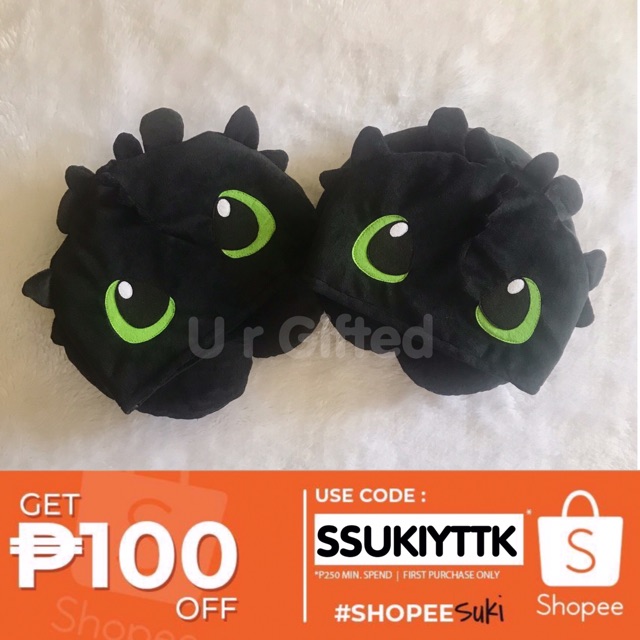 Toothless neck clearance pillow