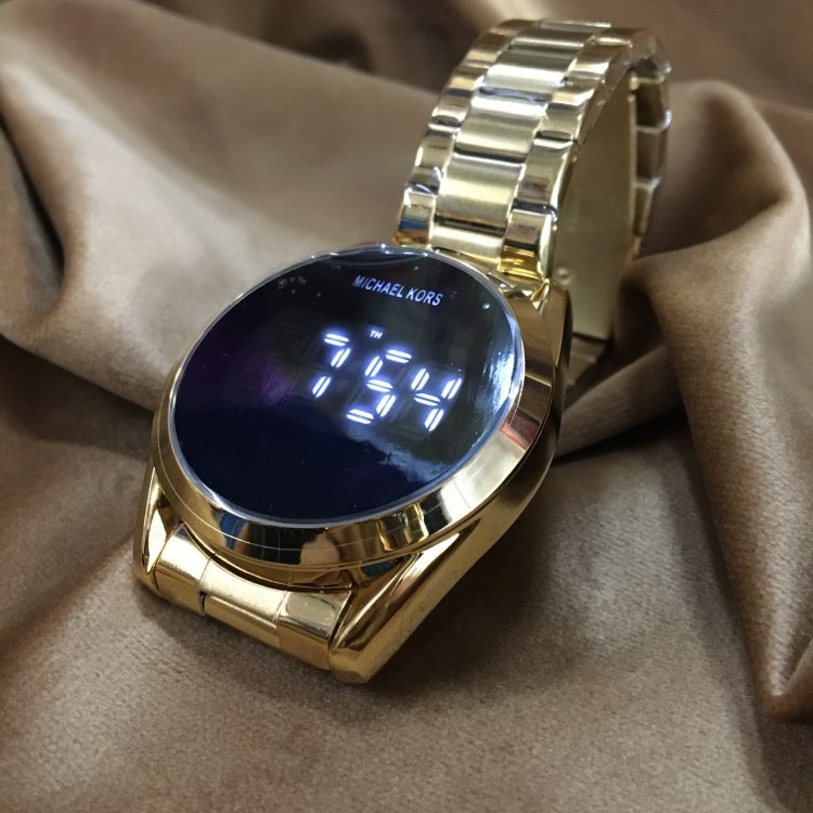 Michael kors 2025 led watch