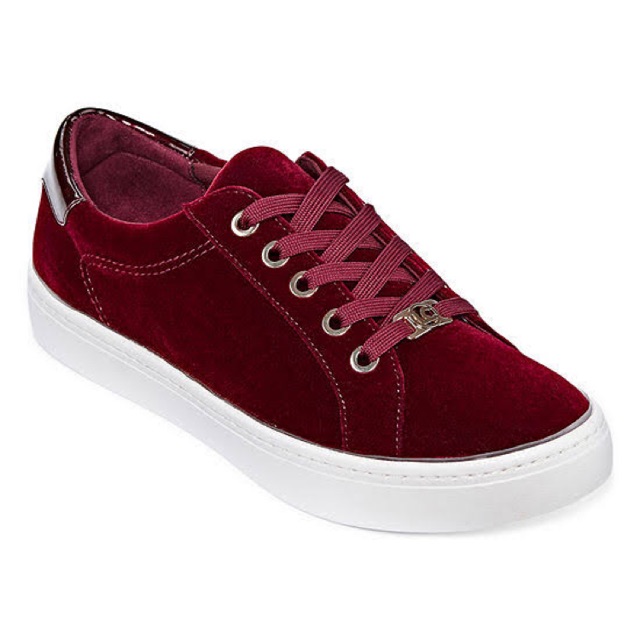 Liz best sale claiborne sneakers