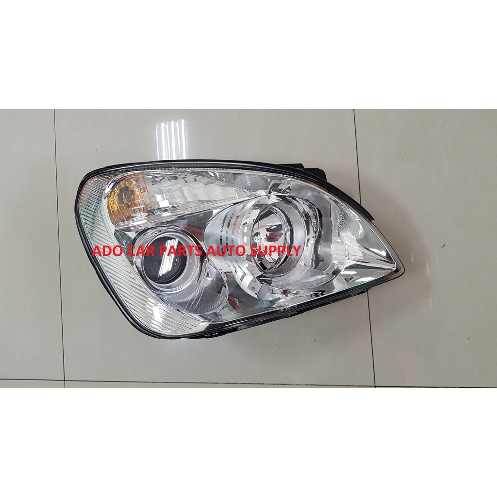 Kia Carens 2010 Headlight Headlamp Head Light Head Lamp Passenger