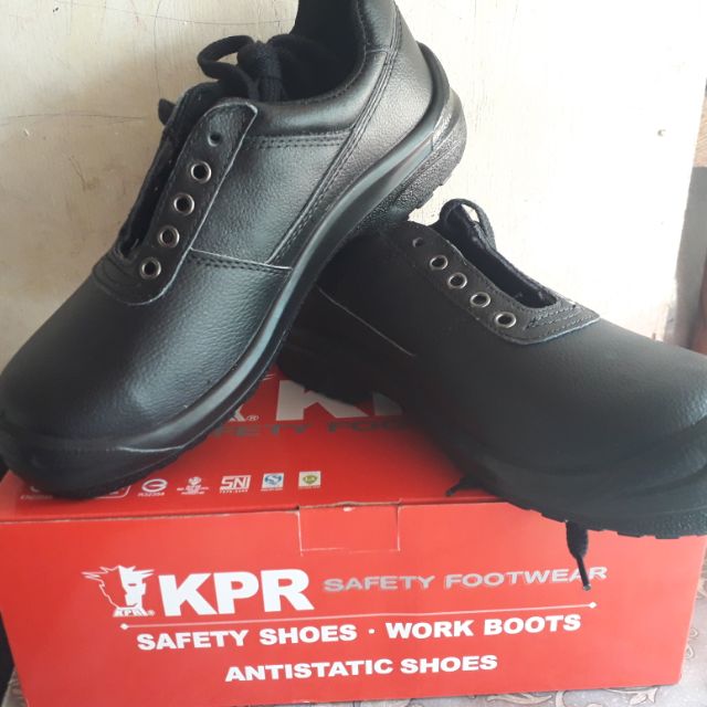 King power shop safety shoes price