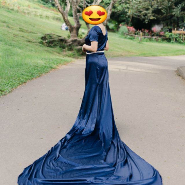 Gown with long trail sale