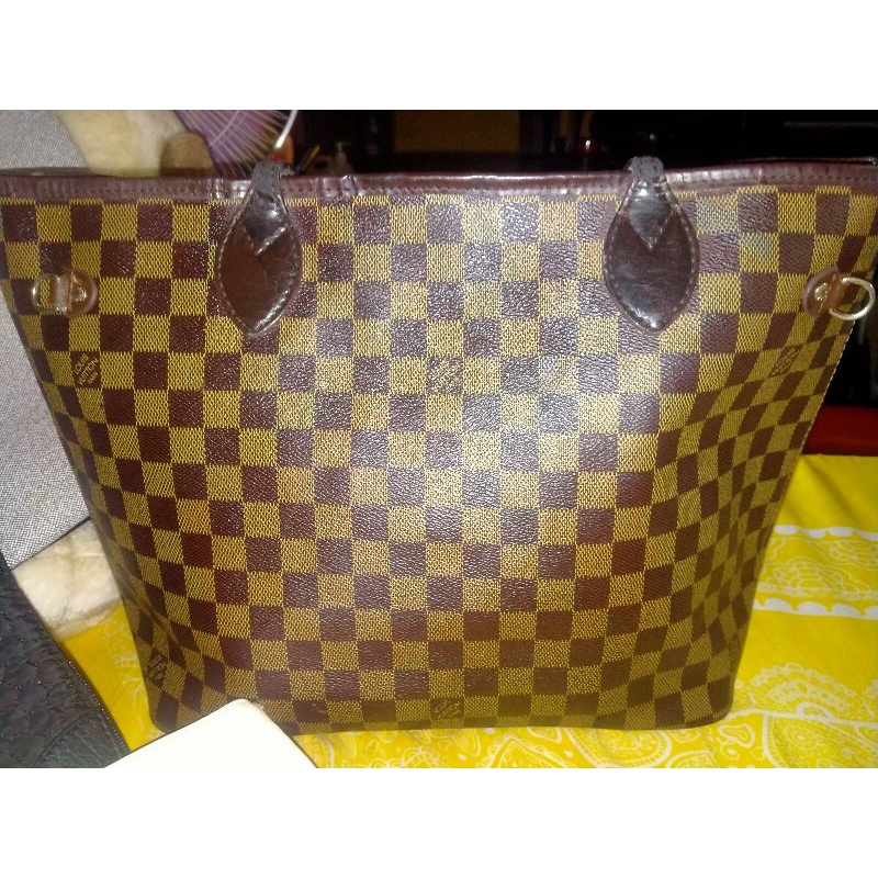 Authentic Louis Vuitton 101 champs elysees paris bag, Luxury, Bags &  Wallets on Carousell