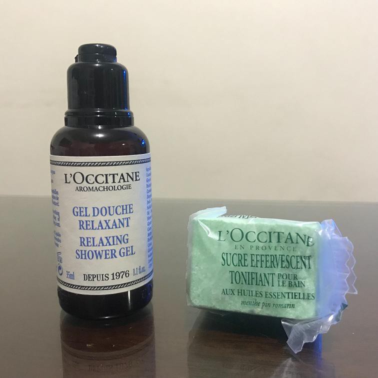 L'Occitane Relaxing Travel Bundle (Shower Gel & Batch Cube) Shopee