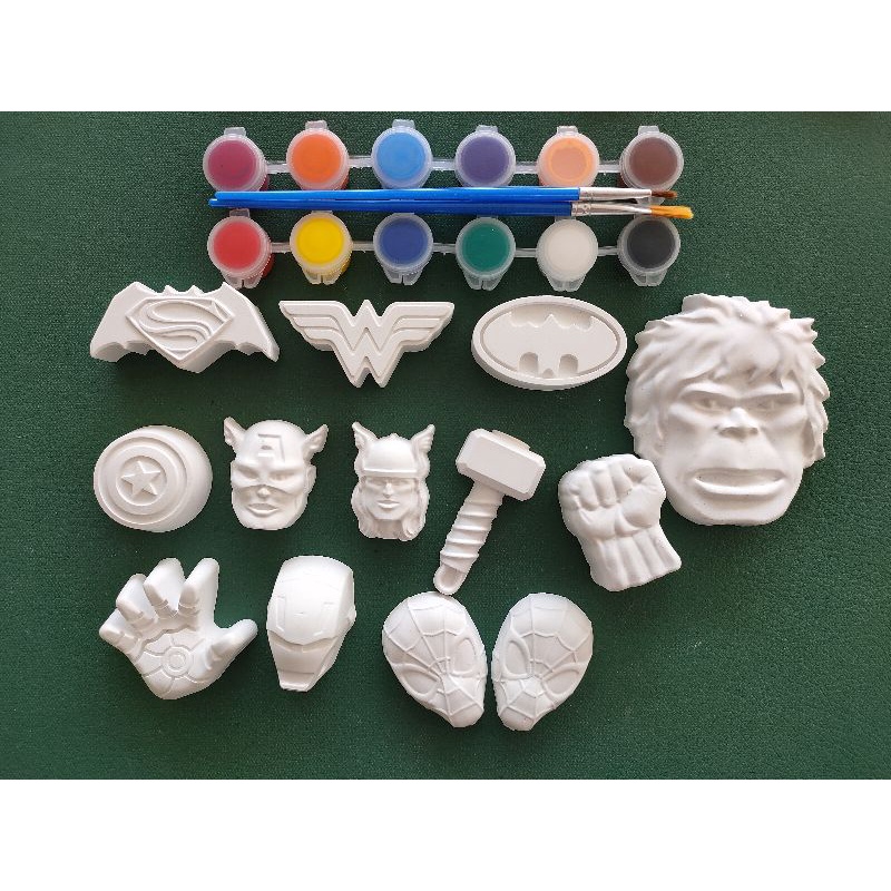 13 PCS AVENGERS/JUSTICE LEAGUE CHARACTERS (WITH MAGNETS) PLASTER PAINT ...