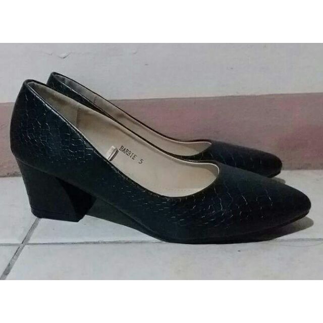 Parisian hotsell black heels