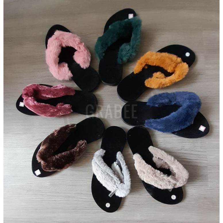 Faux fur thong online slippers