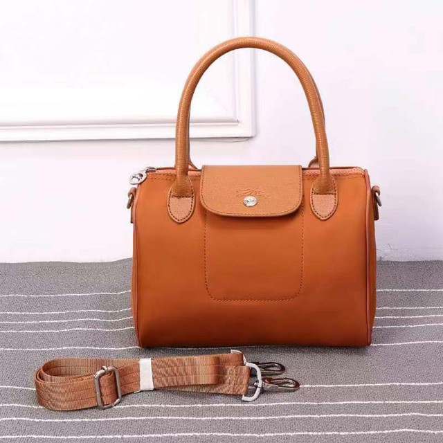 Long champ doctors outlet bag